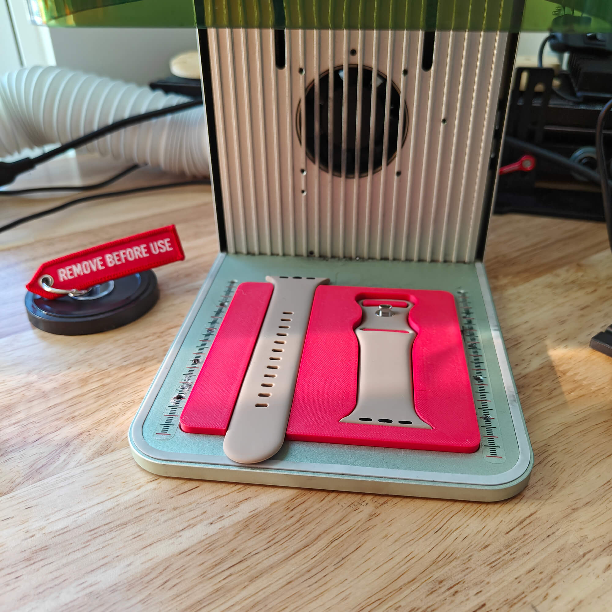 Apple Watch Band Fixture