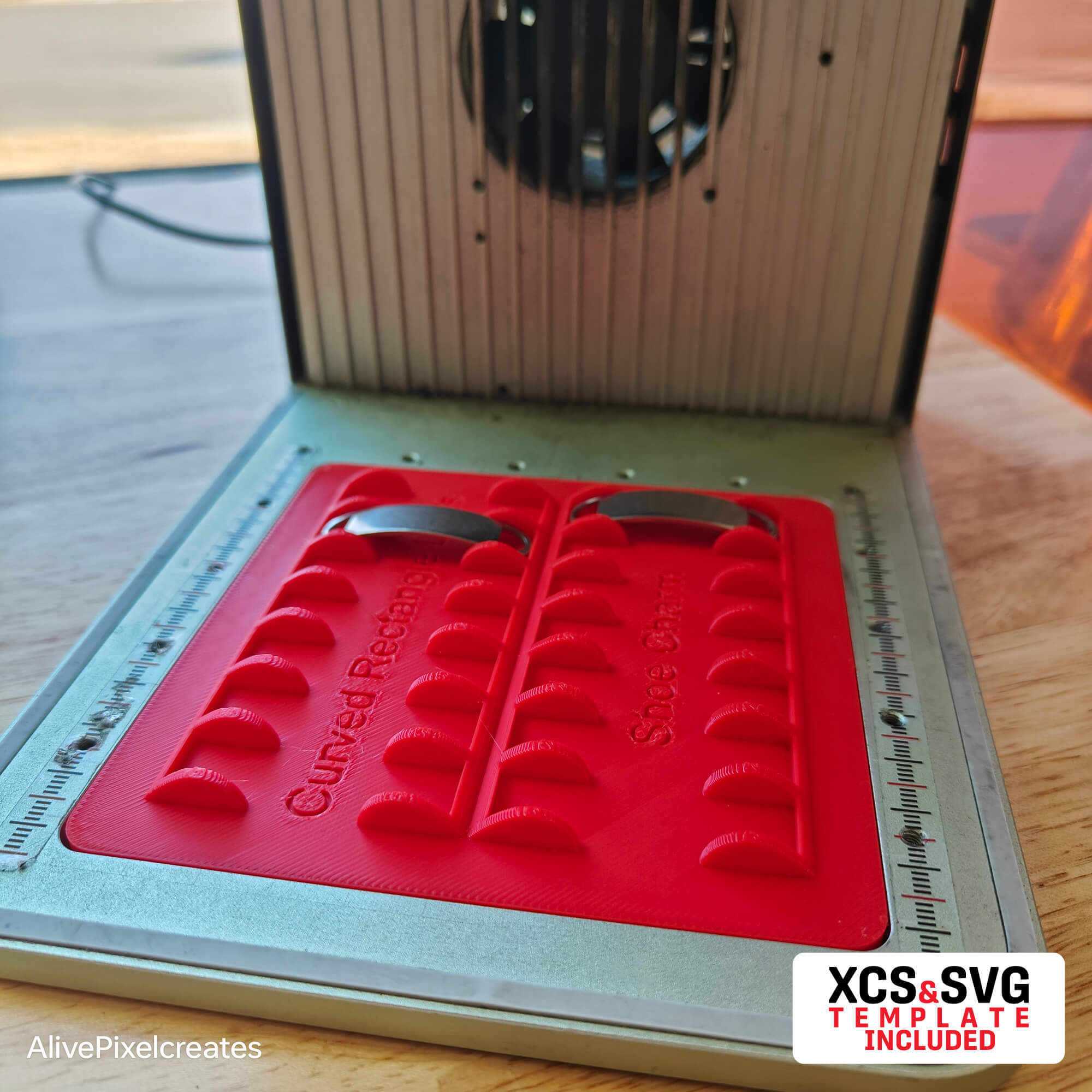 Curved Rectangle Link Charm Fixture